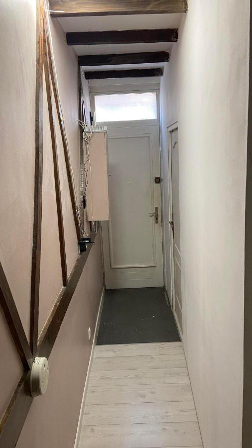 Appartement Dans Une Impasse Calme Proche De La Gare Amiens Dış mekan fotoğraf